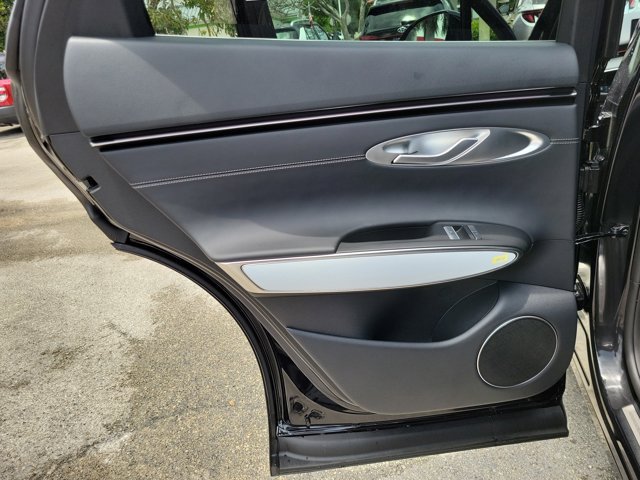Certified 2026 Genesis GV70 2.5T Select AWD/4WD image 8