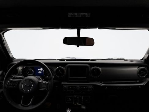 Used 2021 Jeep Wrangler Unlimited Sport image 14