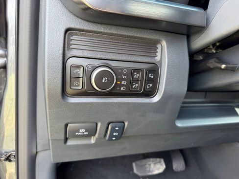 New 2025 Ford F350 Lariat w/ Lariat Ultimate Package image 24