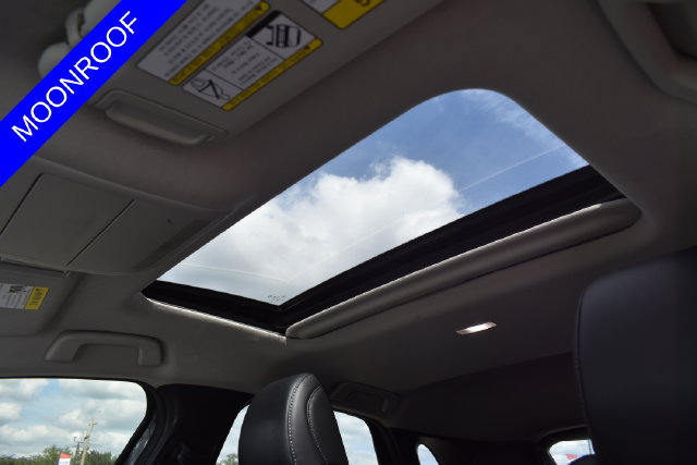 Used 2022 MAZDA CX-30 AWD 2.5 S w/ Preferred Package image 6