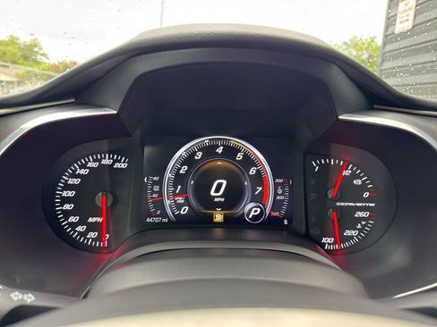Used 2017 Chevrolet Corvette Stingray Coupe w/ 1LT RWD image 21