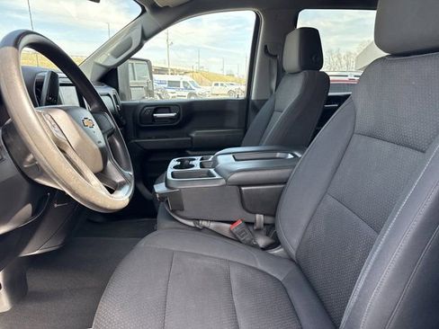 Used 2020 Chevrolet Silverado 2500 Custom w/ Custom Convenience Package image 5