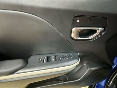 Certified 2025 Kia K4 GT-Line image 16