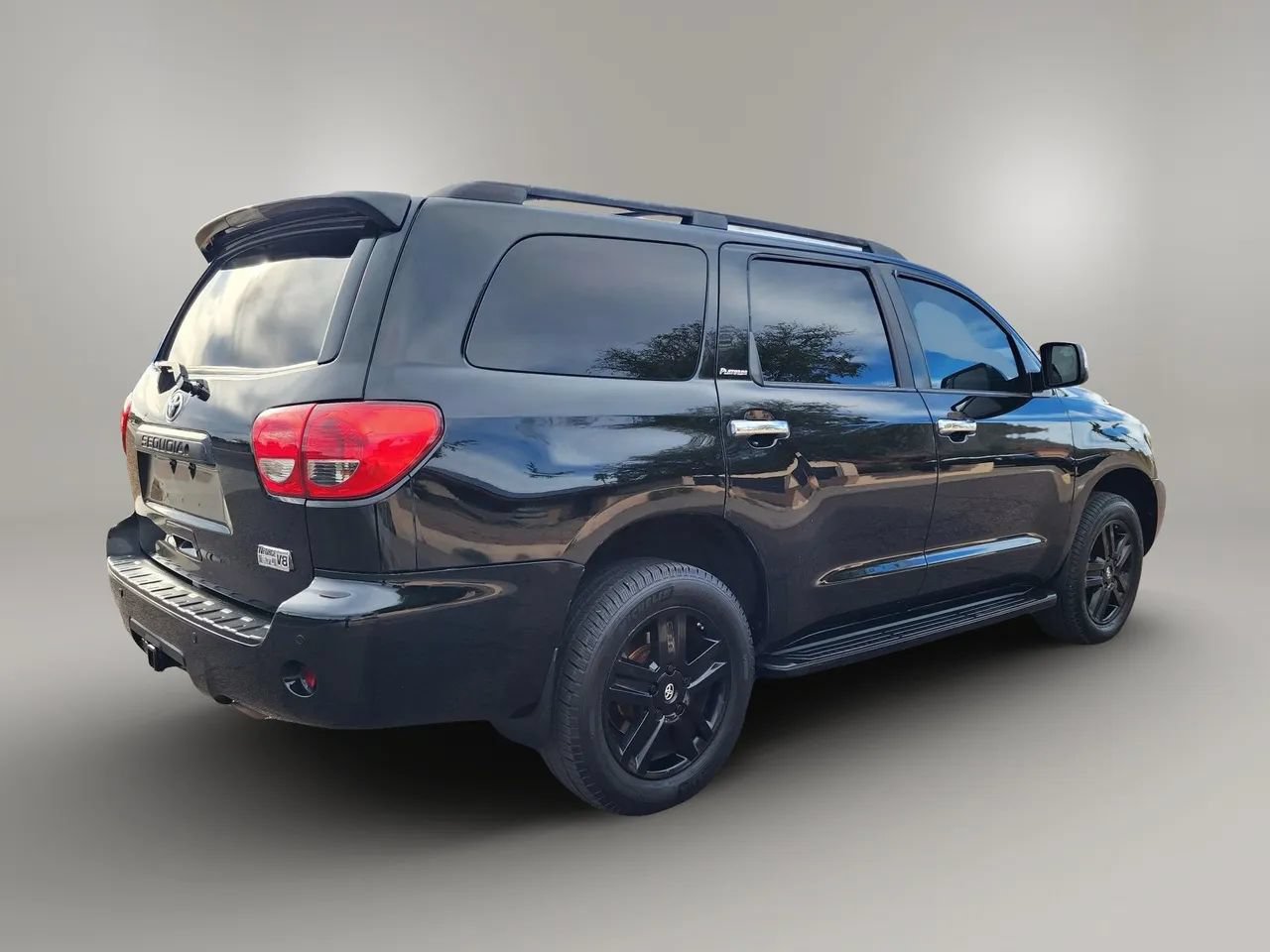 Used 2012 Toyota Sequoia Platinum AWD/4WD image 5