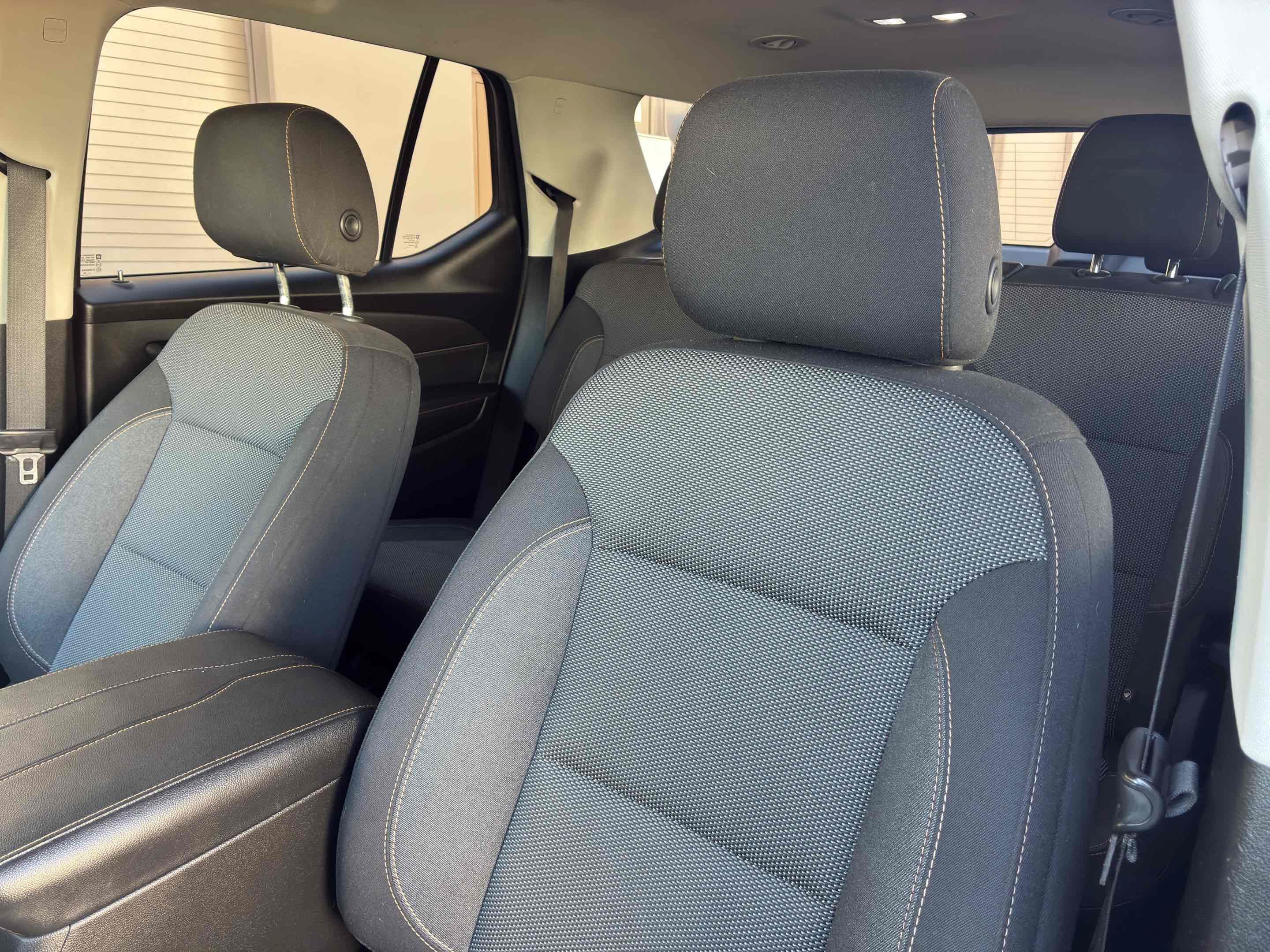 Used 2018 Chevrolet Traverse LS AWD/4WD image 38