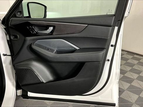 New 2026 Acura MDX w/ Advance Package image 8