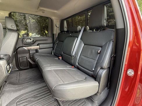 Used 2023 GMC Sierra 2500 Denali w/ Denali Ultimate Package AWD/4WD image 21