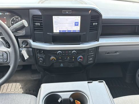 Used 2025 Ford F250 XL w/ STX Appearance Package AWD/4WD image 17