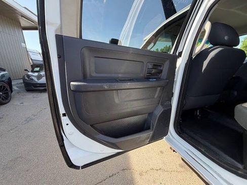 Used 2012 RAM 3500 ST w/ ST Decor Group AWD/4WD image 28