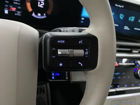 Certified 2026 Hyundai Santa Fe SE AWD/4WD image 17