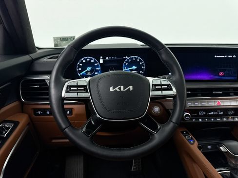 Certified 2025 Kia Telluride SX Prestige X-Pro AWD/4WD image 4