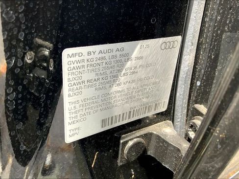 New 2025 Audi Q5 Premium Plus image 17