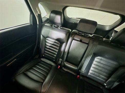 Used 2022 Ford Edge SEL image 12