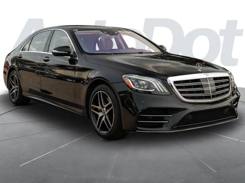 Used 2019 Mercedes-Benz S 560 4MATIC Sedan image 4