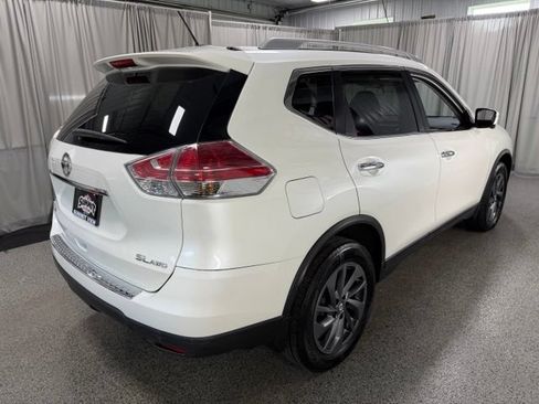 Used 2016 Nissan Rogue SL w/ SL Premium Package AWD/4WD image 4