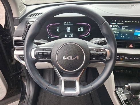 Used 2023 Kia Sportage EX image 20