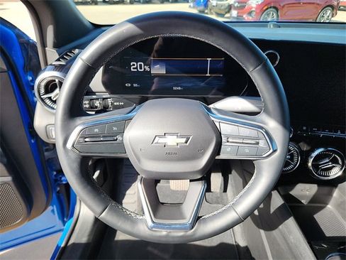 Used 2024 Chevrolet Blazer EV LT image 18