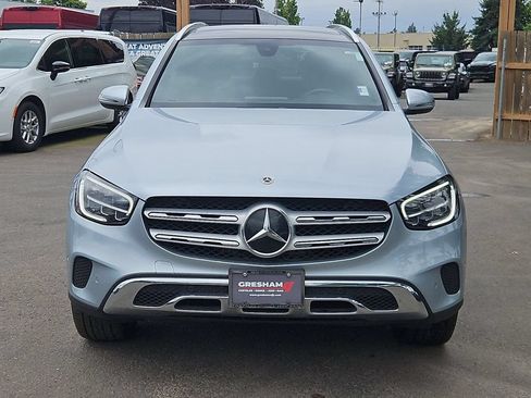 Used 2021 Mercedes-Benz GLC 300 4MATIC image 2