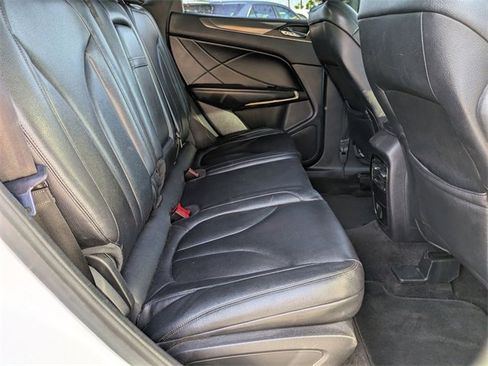 Used 2015 Lincoln MKC FWD image 25
