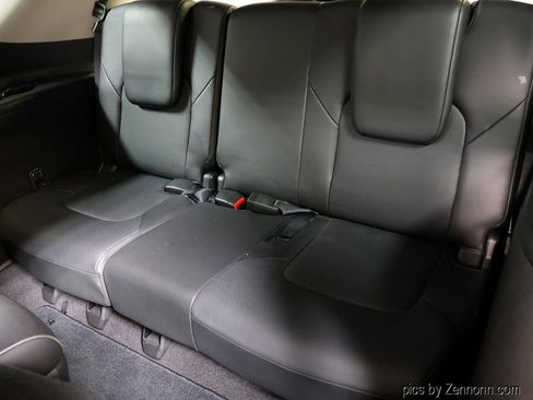 Used 2018 INFINITI QX80 4WD w/ Driver Assistance Package image 13