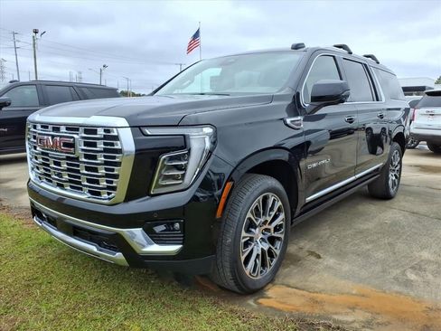 New 2026 GMC Yukon XL Denali AWD/4WD image 3