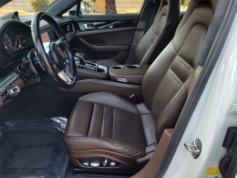 Used 2017 Porsche Panamera Turbo image 23