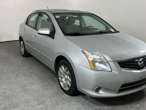 Used 2010 Nissan Sentra 2.0 S image 1