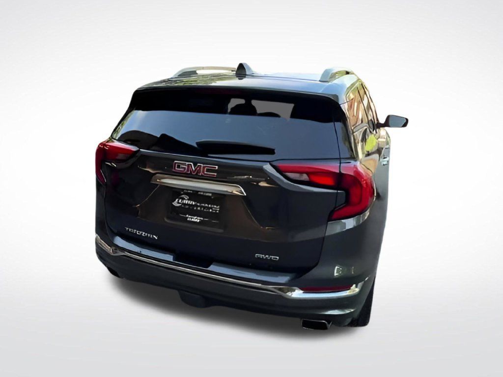 Used 2019 GMC Terrain Denali w/ Advanced Safety Package AWD/4WD image 6