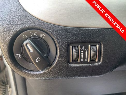 Used 2012 Dodge Grand Caravan R/T image 17