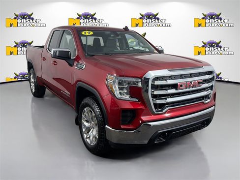Used 2019 GMC Sierra 1500 SLE image 3