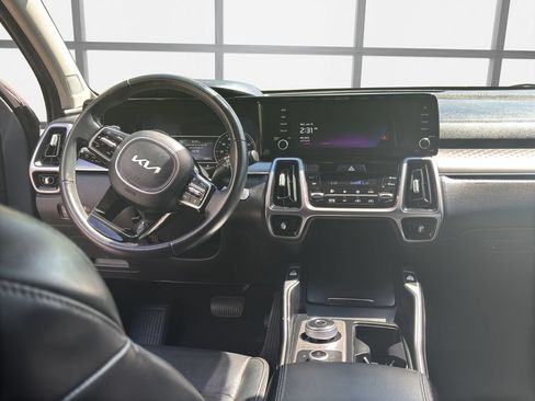 Used 2023 Kia Sorento EX AWD/4WD image 33