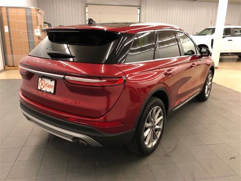 Used 2022 Lincoln Corsair AWD w/ Premium Package image 12