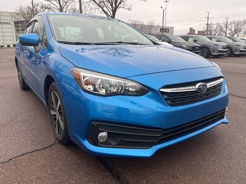 Used 2022 Subaru Impreza Premium image 1