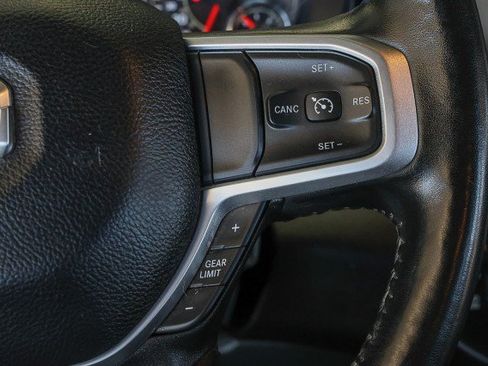 Used 2024 RAM 2500 Big Horn AWD/4WD image 24