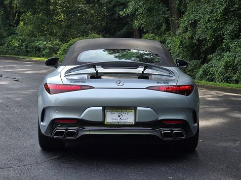 Used 2022 Mercedes-Benz SL 55 AMG 4MATIC image 12