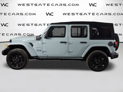 Used 2024 Jeep Wrangler Unlimited Sahara AWD/4WD image 5