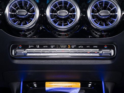 New 2026 Mercedes-Benz GLA 250 4MATIC image 18