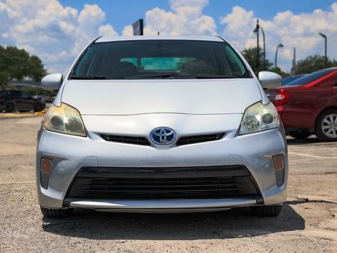 Used 2015 Toyota Prius Four image 19