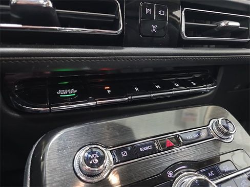 Used 2023 Lincoln Nautilus Reserve w/ Equipment Group 201A image 22