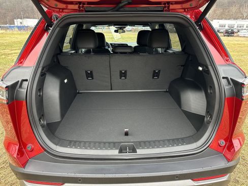 New 2026 Chevrolet Equinox LT w/ Convenience Package II image 23