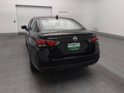 Used 2021 Nissan Versa SV FWD image 6
