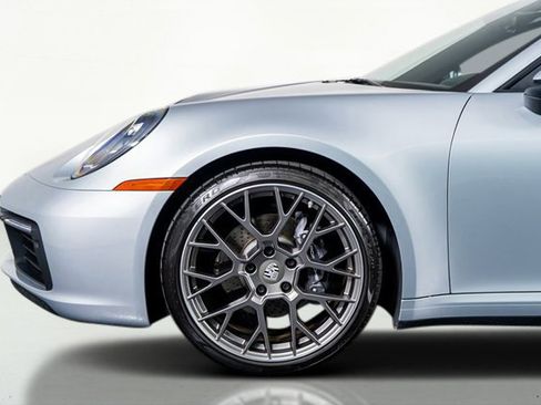 Used 2021 Porsche 911 Carrera image 17