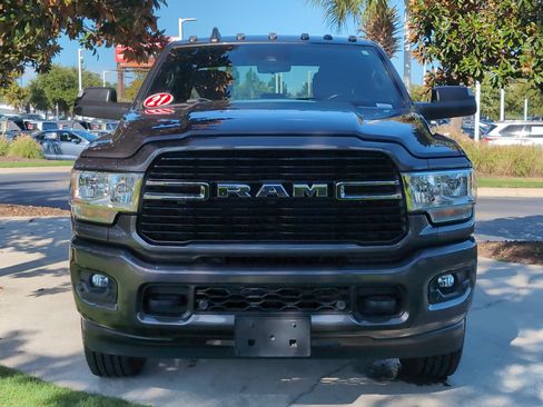 Used 2021 RAM 2500 Big Horn w/ Safety Group AWD/4WD image 3