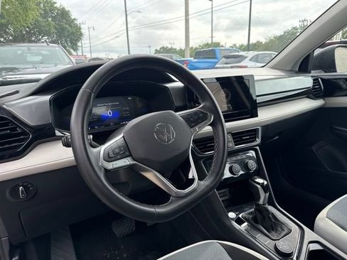 Used 2025 Volkswagen Taos S AWD/4WD image 21