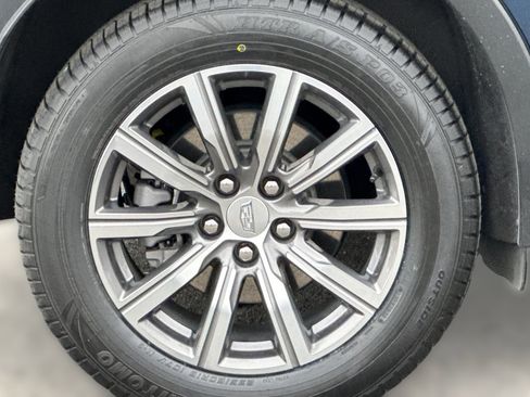 Used 2020 Cadillac XT4 Sport w/ Cold Weather Package image 11