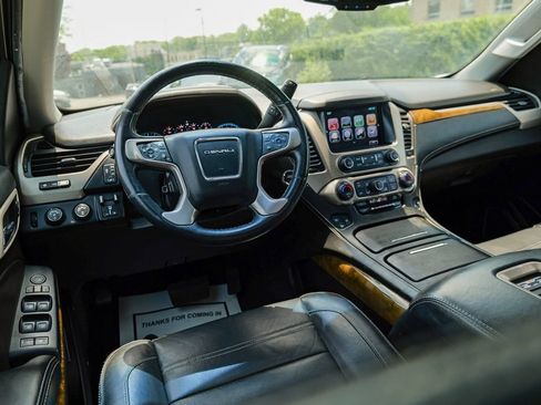 Used 2017 GMC Yukon Denali w/ Open Road Package AWD/4WD image 43