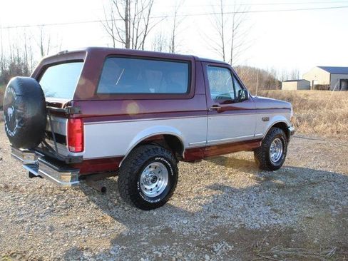 Used 1996 Ford Bronco XLT image 4