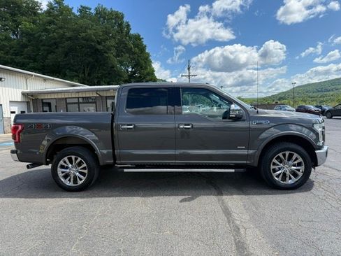 Used 2016 Ford F150 Lariat w/ Equipment Group 502A Luxury AWD/4WD image 2