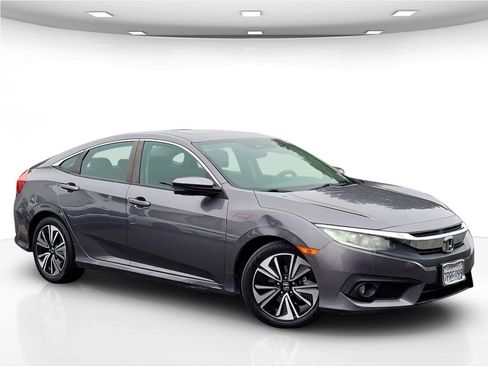 Used 2016 Honda Civic EX-T image 2