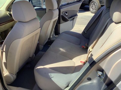 Used 2007 Chevrolet Malibu LS image 27